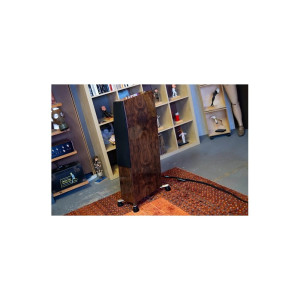 Qln Prestige Five Walnut matte Qln Prestige Five Walnut matte