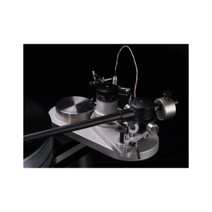 VPI Avenger