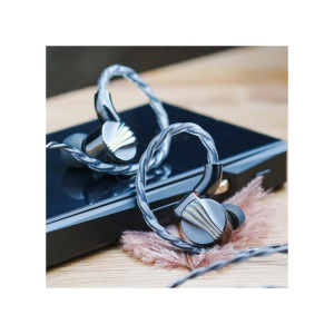 Наушники FiiO FD7 Наушники FiiO FD7