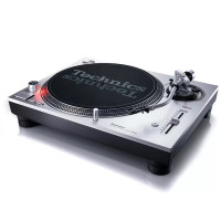 Проигрыватель винила Technics SL-1200 MK7 EG Проигрыватель винила Technics SL-1200 MK7 EG