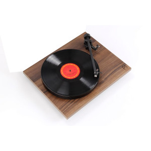 Rega Planar 1 PLUS Walnut